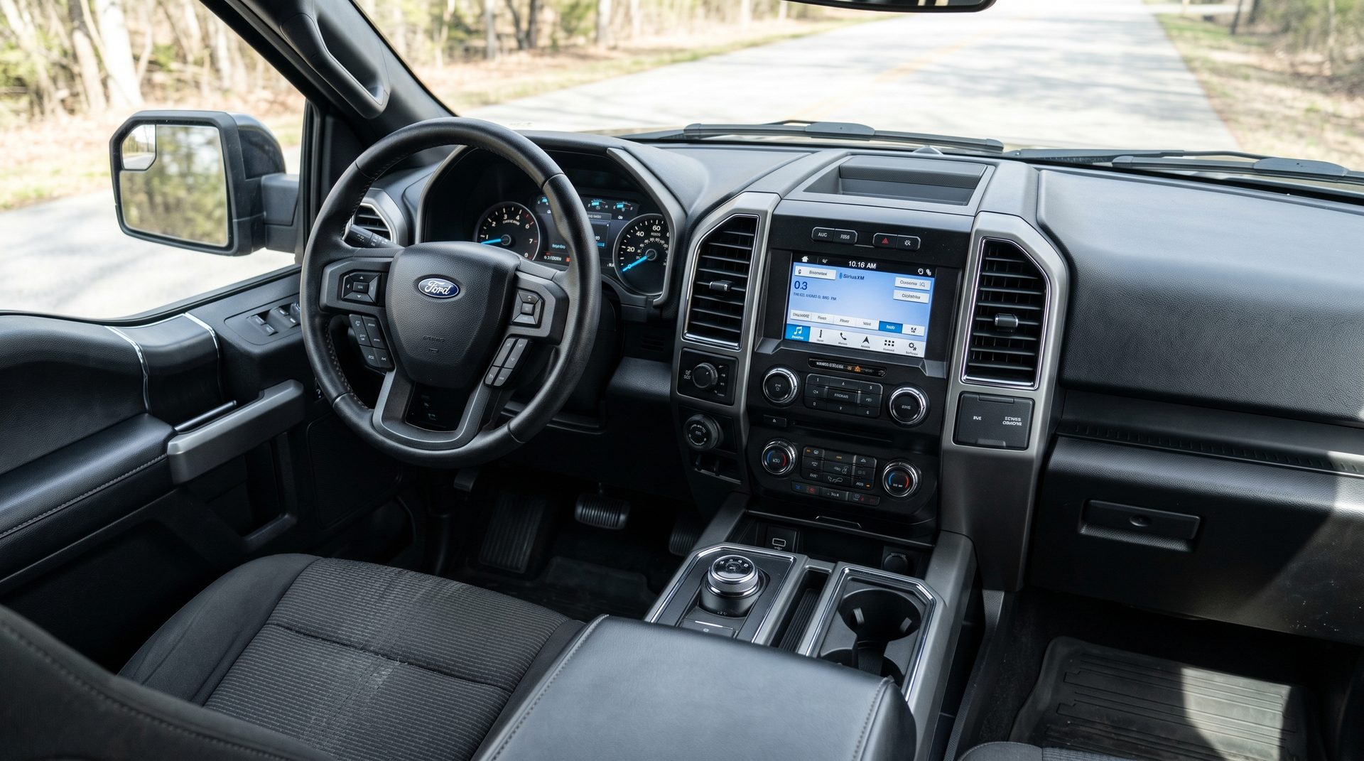 2020 Ford F-150 interior, dashboard and steering wheel